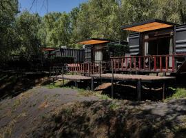 Cabaña Habitainer BordeRio 3, hotel u gradu 'Concepción'