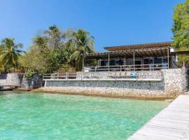 Wonderful House Paradise in the Rosario Islands, feriehus i Cartagena