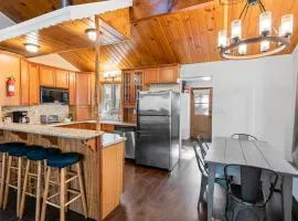 Tipsy Grizzly Cabin -