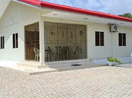 Kapowlito Real Estate Casa #1 Mon Plaisirweg, önellátó szállás Paramaribóban