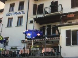 Ristorante Bar Pensione Novaggio, viešbutis su vietomis automobiliams mieste Novaggio