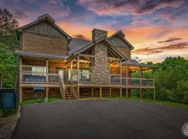 The Water Fox in Sevierville with Indoor Pool, Hot Tub, Game Rm, and Theater