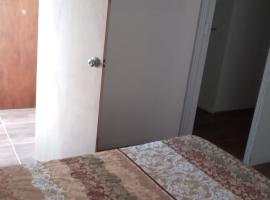 Hostal DO&Ntilde;A EMMA: Florida'da bir otoparklı otel