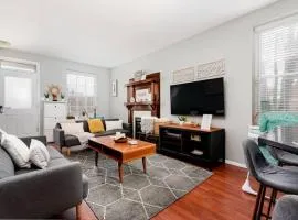 3 King Beds/Charm in Historic STL by StayStLouis