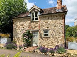 Mill Cottage, boende vid stranden i Hawkchurch