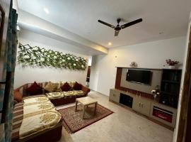 Yara Home 551, hišnim ljubljenčkom prijazen hotel v mestu Bangalore