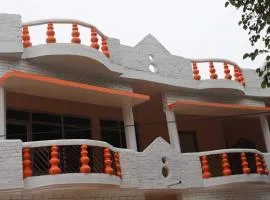 OYO HOTEL SHREE KRISHNA JUNGLE RESORT KHAJURAHO