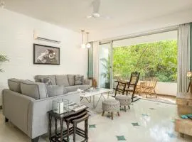 El Tesoro 2BHK Elegant Apartments in Siolim with Pool- 10 mins Drive to Assagao
