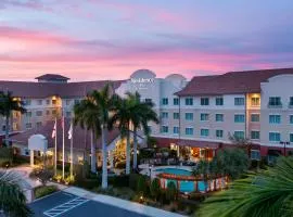 Residence Inn by Marriott Fort Myers at I-75 and Gulf Coast Town Center、エステロにあるサウスウエスト・フロリダ国際空港 - RSWの周辺ホテル