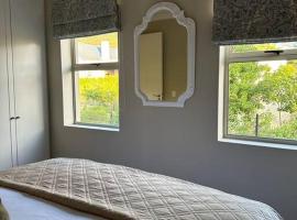 Mountain View 1-Bedroom Villa in Franschhoek، شقة في فرانستشوك