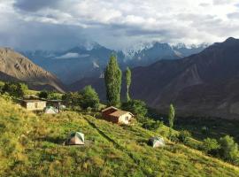 Destination Hotel Camp Leo Hopper Valley, campsite in Gilgit