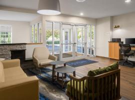 Fairfield Inn & Suites Portland West Beaverton、ビーバートンのホテル