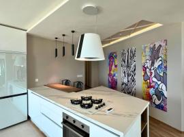 The Mirage Tangier - 3BR Luxury Sea View with Private Hammam & Jacuzzi、タンジェのホテル
