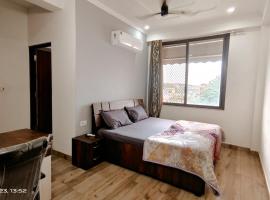OSHO Villa Home Stay – hotel w mieście Dżajpur