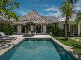 Villa Kelapa Putih - Spacious 4-bedroom Villa with pool PERFECT LOCATION