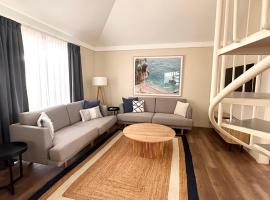 Sandblu: Resort Villa on the Beach, lägenhet i Broadwater