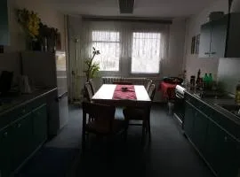 TWS Pension an der B1