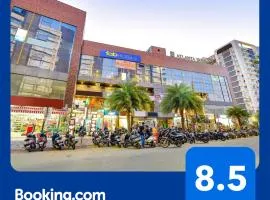 FabHotel Happinex