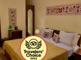 Hotel Saidkasim with a Terrace, vacation rental in Bukhara