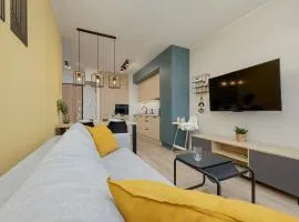Unique Szczesliwa Apartment with Balcony Parking and AC by Noclegi Renters