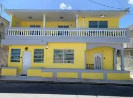 Chic 3 Bedroom Unit, Few Steps To The Ocean, Barbosa Unit 4