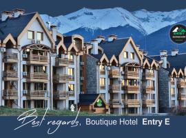 BOUTIQUE Hotel ENTRY E, serviced apartment in Bansko