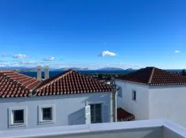 Modern Sea-View Maisonette in Spetses for 6 people