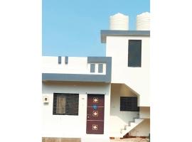 SHiVAY HOMESTAY, hotel a Garudeshwar