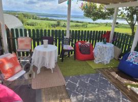 Shannon Estuary Glamping, campground in Effernan