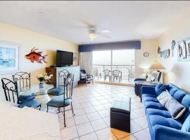 1 bed 2 bath with balcony view of the Gulf, spa hotel in Fort Walton Beach