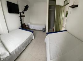 Hotel California Tropical โรงแรมในลาเตไบดา