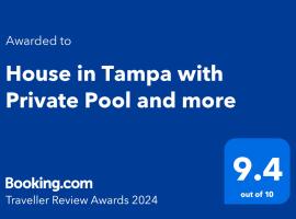 House in Tampa with Private Pool and more, hotel cerca de Grand Prix Tampa, Tampa