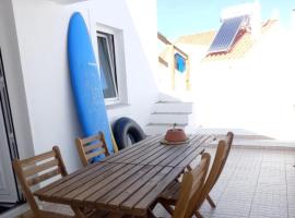 AzuldoMar - Beach House, hotel ieftin din Odeceixe
