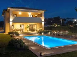 Villa Amoroso by Villas Holiday