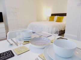 Stylish studio apartment in central Hove.