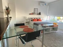 Terrazas Resort monoambiente moderno con piscina