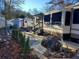 Jolene, glampingplads i Gatlinburg