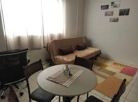 Apartamento inteiro no Alto Umuarama, próximo ao Aeroporto, Medicina e Granja Marileusa.