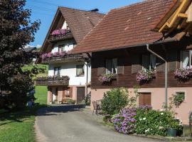 Kornbauernhof – hotel w mieście Oberharmersbach