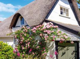 Smugglers Cottage, hotel in New Milton