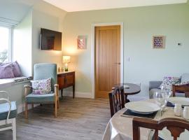 The Byre - Uk46255, hotel with parking in Monreith