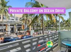 Balcony Chic Apt, w/2 Queenbeds, on Ocean Dr Beach