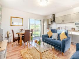 Rabbit Meadow - Uk46235, vacation home in Usk