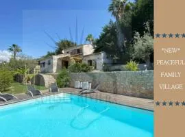 LES VIGNASSES Villa for 8 by Sunset Riviera Holidays