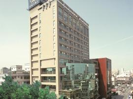 Kavalan Hotel, hotel in Luodong