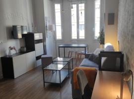 Grand studio confortable au coeur de NICE, hotel near ESCCOM Business School Nice, Nice