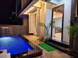 Twilight Villa ll Swimming Pool ll AC ll BBQ ll 2BHK, hotel in Lonavala