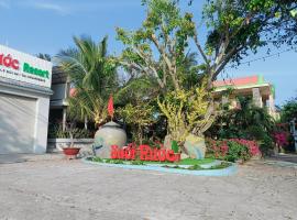 Suối Nước Resort, hotell med basseng i Ấp Long Sơn