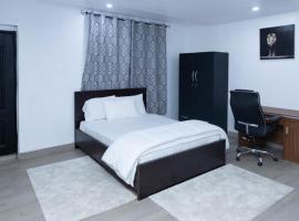 Seven Brothers Apartments, hotel in Accra