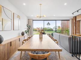 Berawa Townhouse Unit 7 by Betterplace, hotel a Dalung